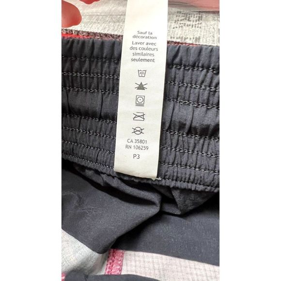 Lululemon Spring Break Away shorts 3" Size 2 - Picture 6 of 6